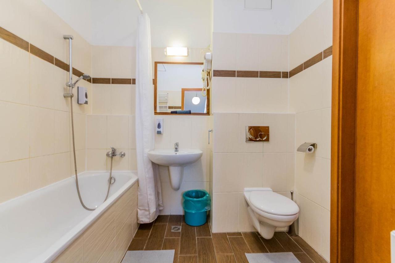 Lovag Charming Apartment In The Center-Ac Budapeszt Zewnętrze zdjęcie