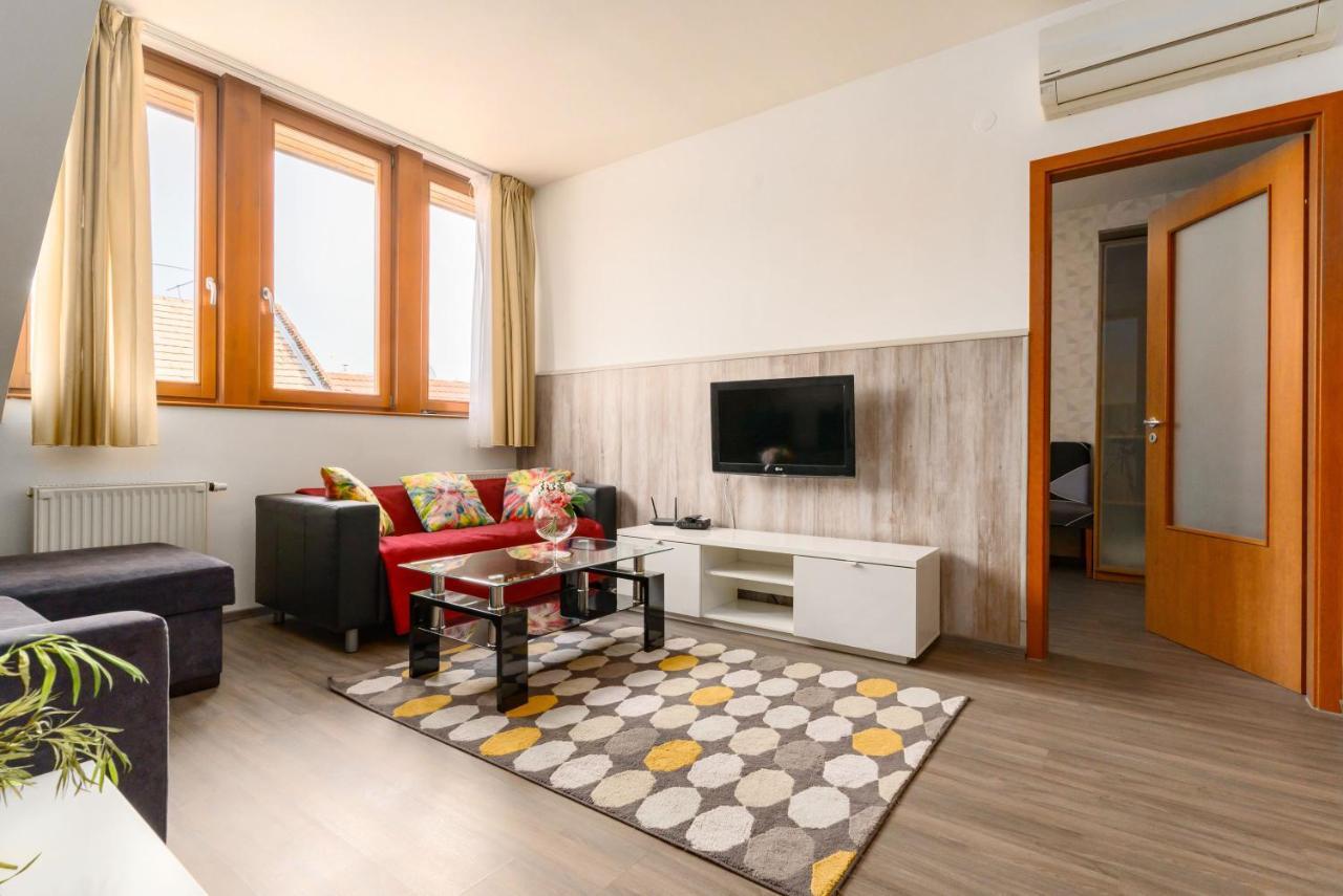 Lovag Charming Apartment In The Center-Ac Budapeszt Zewnętrze zdjęcie